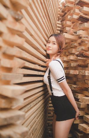惊！少妇滋味究竟如何？<strong>中文字幕</strong>背后藏着啥秘密？数字解密！